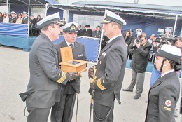 Hartung coincidió en que el Estado está en deuda con Puerto Williams