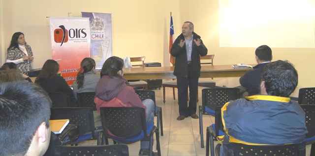 Extienden subsidio a quienes estudian fuera de Puerto Williams. Positiva visita de Seremi de Transportes a la Provincia Antártica.