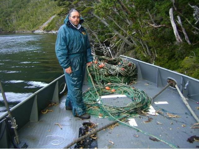INCAUTAN 3,5 KM DE REDES CENTOLLERAS EN ZONA DEL CANAL BEAGLE