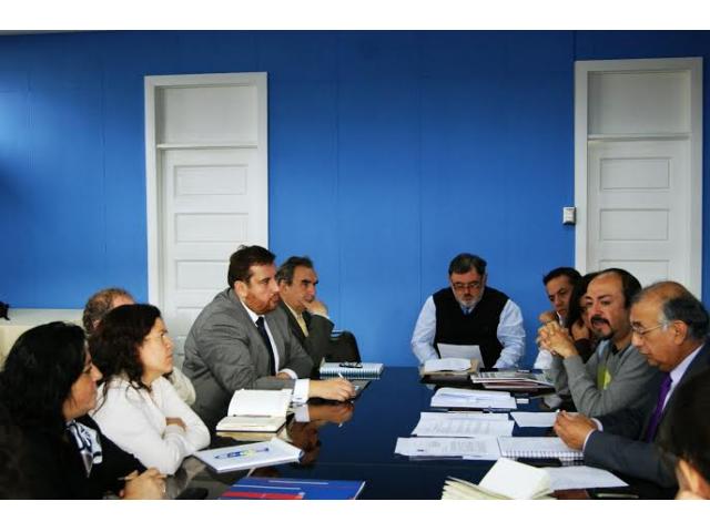 SEREMI DE VIVIENDA Y GOBERNACIÓN DE ÚLTIMA ESPERANZA SOSTUVIERON REUNIÓN INTERSECTORIAL