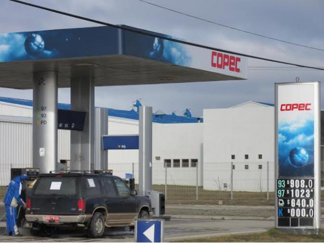 “DIFERENCIA DE PRECIOS DE LAS GASOLINAS ENTRE PUNTA ARENAS, CON PORVENIR Y WILLIAMS SON ABISMANTES”