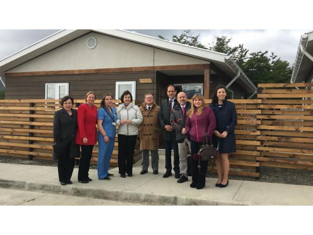 DOTACIÓN DEL HOSPITAL “CRISTINA CALDERÓN” EN PUERTO WILLIAMS RECIBIÓ 15 VIVIENDAS FISCALES
