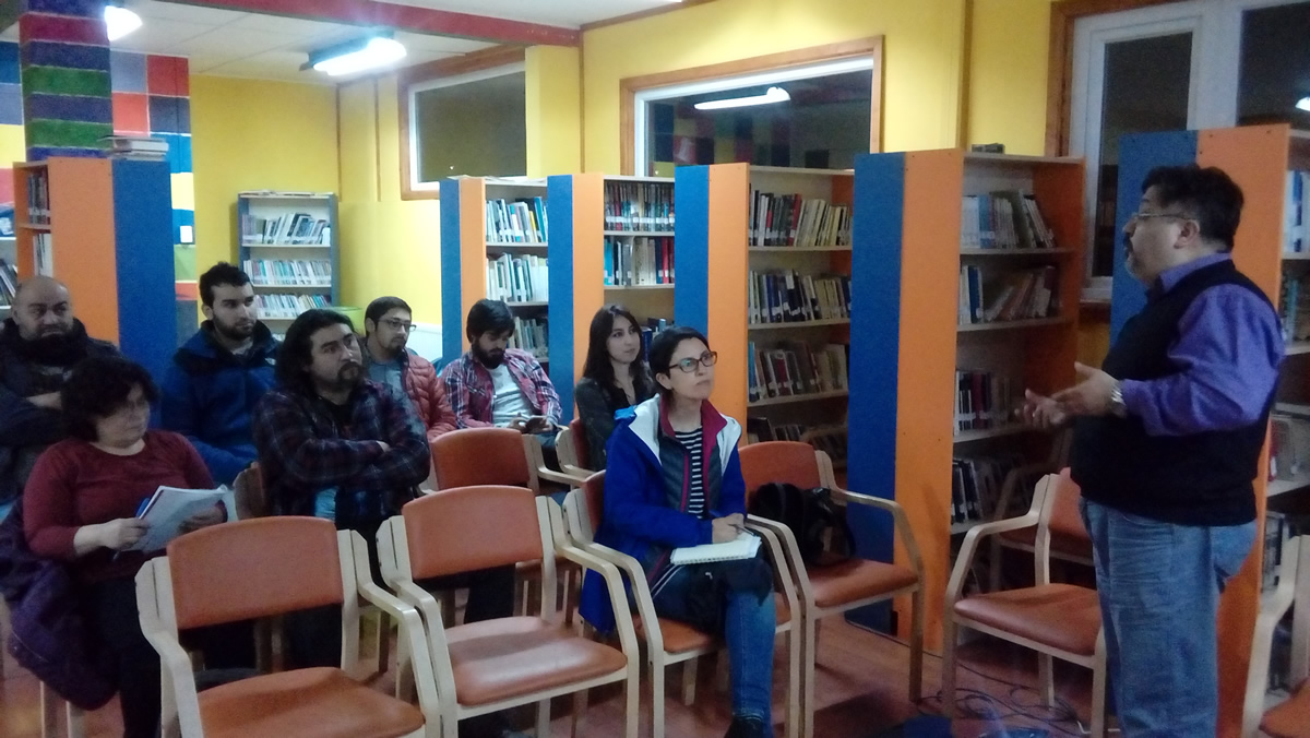 DESTACADA PARTICIPACIÓN DE LA COMUNIDAD EN CHARLAS SOBRE POSTULACIONES A FONDOS CULTURALES