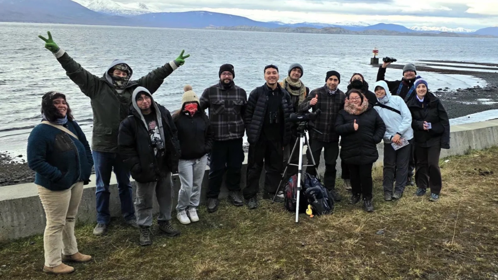 PUERTO WILLIAMS CELEBRÓ EL DÍA MUNDIAL DE AVES PLAYERAS CON JORNADA COMUNITARIA DE OBSERVACIÓN DE AVES