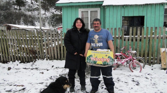 Gobernación entregó ayuda social en Puerto Williams