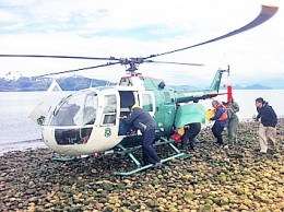 Helicóptero de Carabineros evacuó de urgencia a tripulante de navío