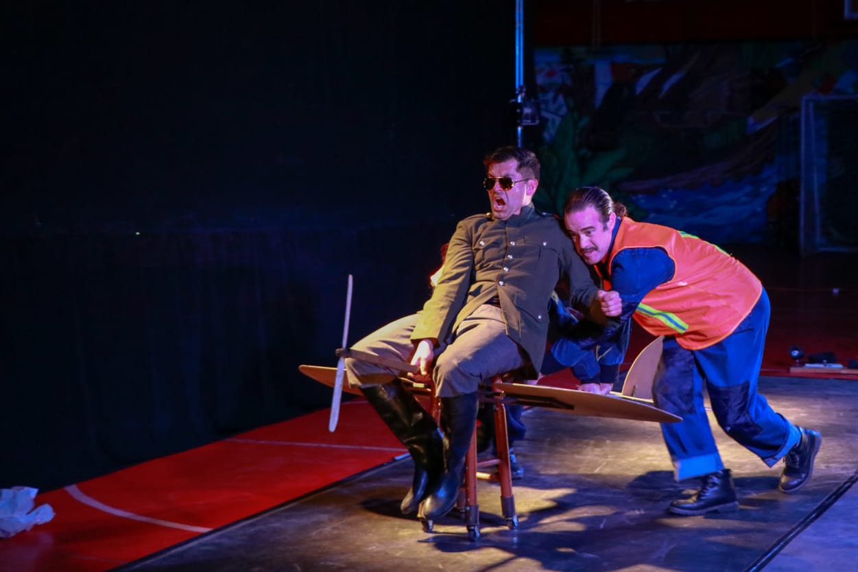 FESTIVAL DE ARTES CIELOS DEL INFINITO CUMPLE CON 2 FUNCIONES DE TEATRO PARA PUERTO WILLIAMS
