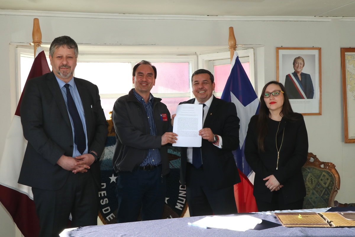 IMPORTANTE CONVENIO SUSCRIBE MUNICIPIO DE CABO DE HORNOS CON CORPORACIÒN DE ASISTENCIA JUDICIAL