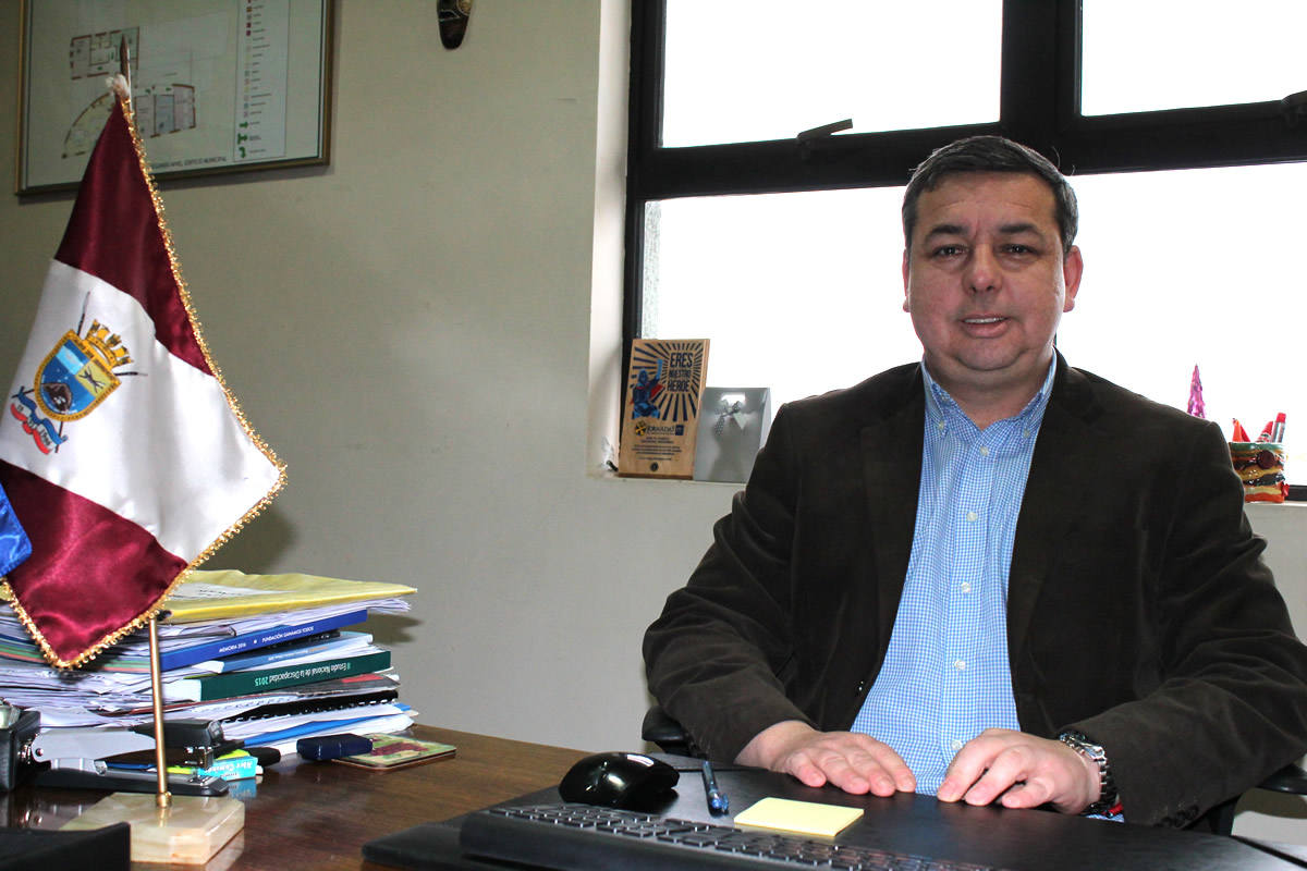 ALCALDE DE CABO DE HORNOS INVITA A POSTULANTES AL CONSEJO REGIONAL A DIALOGAR ENTORNO A FUTURO TRABAJO CONJUNTO
