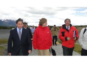 AUTORIDADES NACIONALES VISITARON PUERTO WILLIAMS