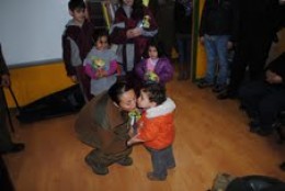 Operativo cívico de Carabineros en Puerto Toro