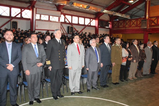 En Puerto Willimas celebran aniversario del liceo Donald Mc intyre Griffiths
