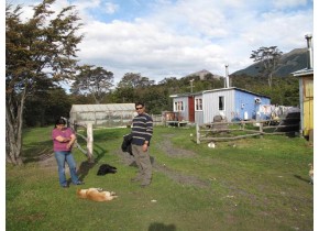FUNCIONARIOS DE CONADI VISITARON A FAMILIAS INDÍGENAS MÁS AUSTRALES DEL MUNDO