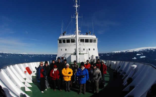 En un hito histórico crucero Aurora Expeditions recalará en Puerto Williams