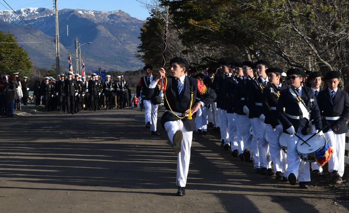 CON MISA DE ACCIÓN DE GRACIAS Y DESFILE CÍVICO MILITAR ARMADA DE CHILE CONMEMORÓ LOS 138 AÑOS DEL COMBATE NAVAL DE IQUIQUE Y DÍA DE LAS GLORIAS NAVALES