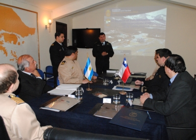 X reunión de autoridades marítimas con responsabilidad en el Canal Beagle se realizó en Puerto Williams