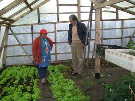 Indap entrega fondos para inversión PDI y FAI a productores de Cabo de Hornos
