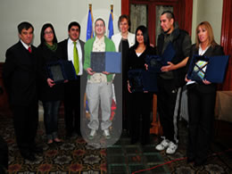 Cinco jóvenes recibieron premio regional de juventud 2010 del Injuv