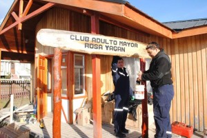 Distrito Naval Beagle efectuó operativo cívico en club de adulto mayor “Rosa Yagan”