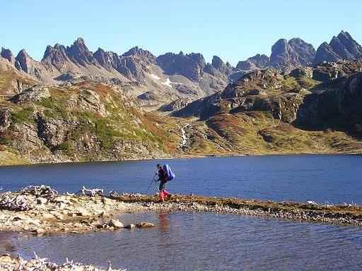 La empresa Pivcevic se adjudicó la licitación destinada a implementar refugios y áreas de camping en la ruta patrimonial de los Dientes del Navarino en la comuna de Cabo de Hornos.