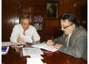 El senador Pedro Muñoz informó que el Ministro de Salud confirmó que la construcción de los hospitales de Puerto Natales y Porvenir se iniciarían el 2.012.