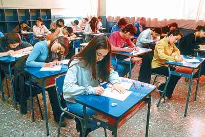 En cinco locales, alrededor de 2.100 estudiantes rendirán la PSU en Punta Arenas. Proceso 2.010 comenzará el domingo 12 con el reconocimiento de salas.